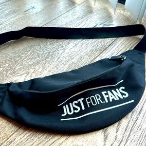 JustForFans Fanny pack